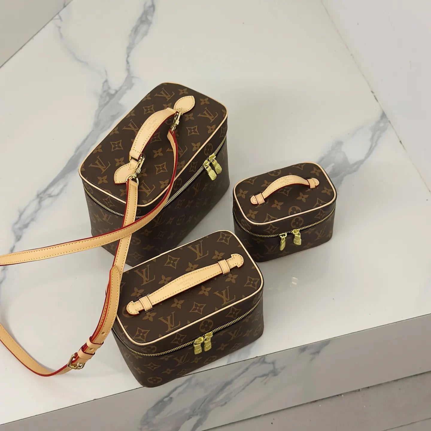 Monogram Kosmetika Çantala